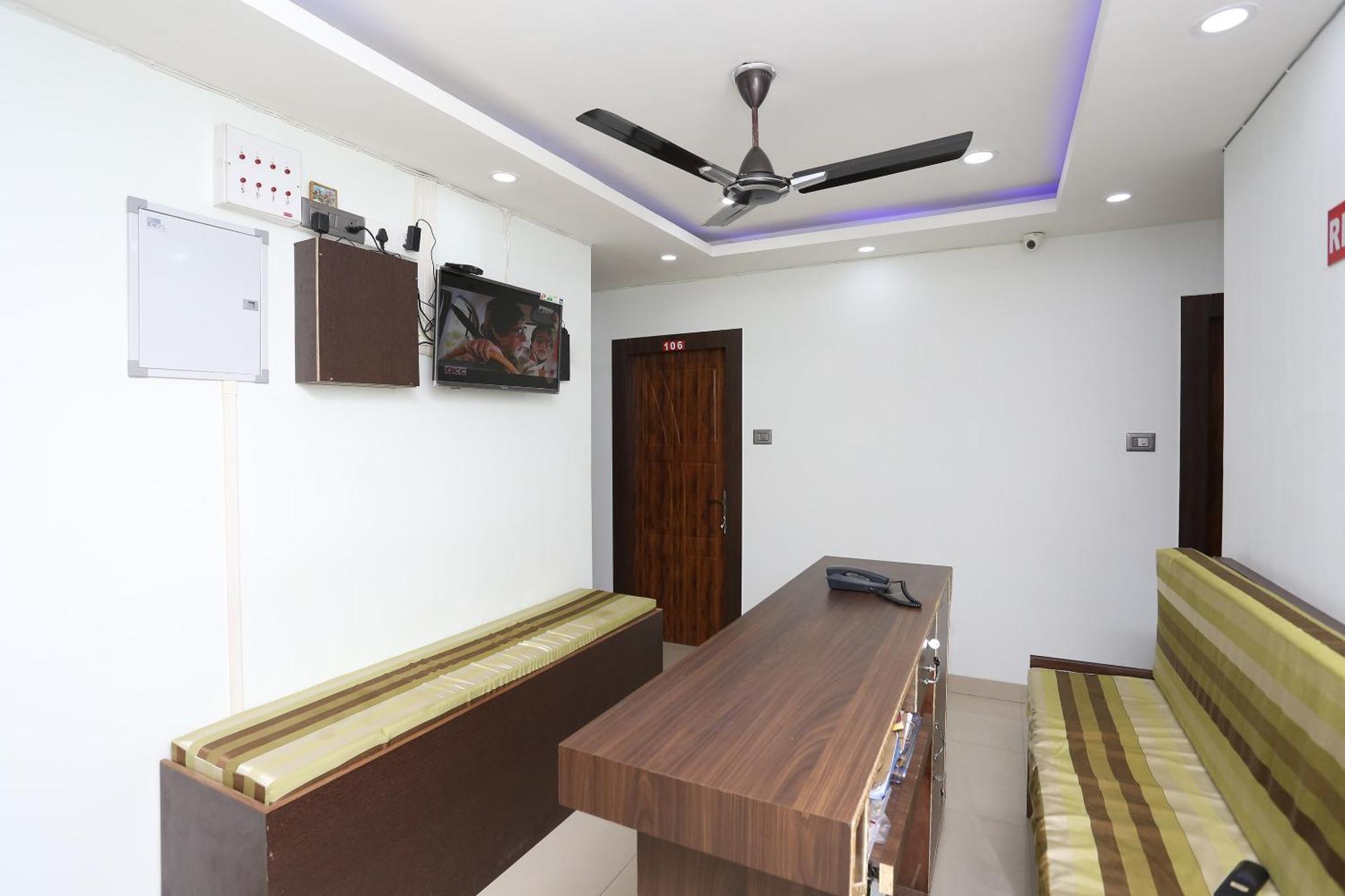 Hotel O Aashray Guest House Guwahati Exterior foto